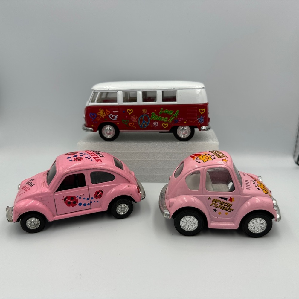 Lot of 3 vintage style Volkswagen - Beetle  - Van - Bus  toy vehicles
